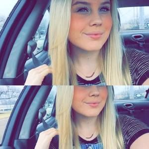 Meet your Posher, Abigail